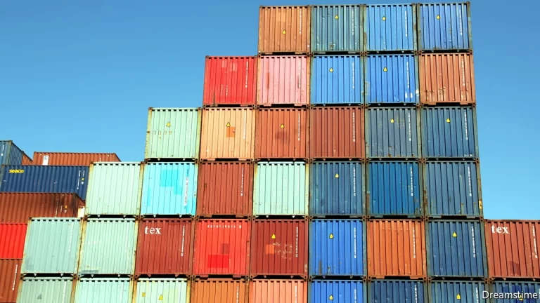 A Guide On The Benefits Of A Shipping Container